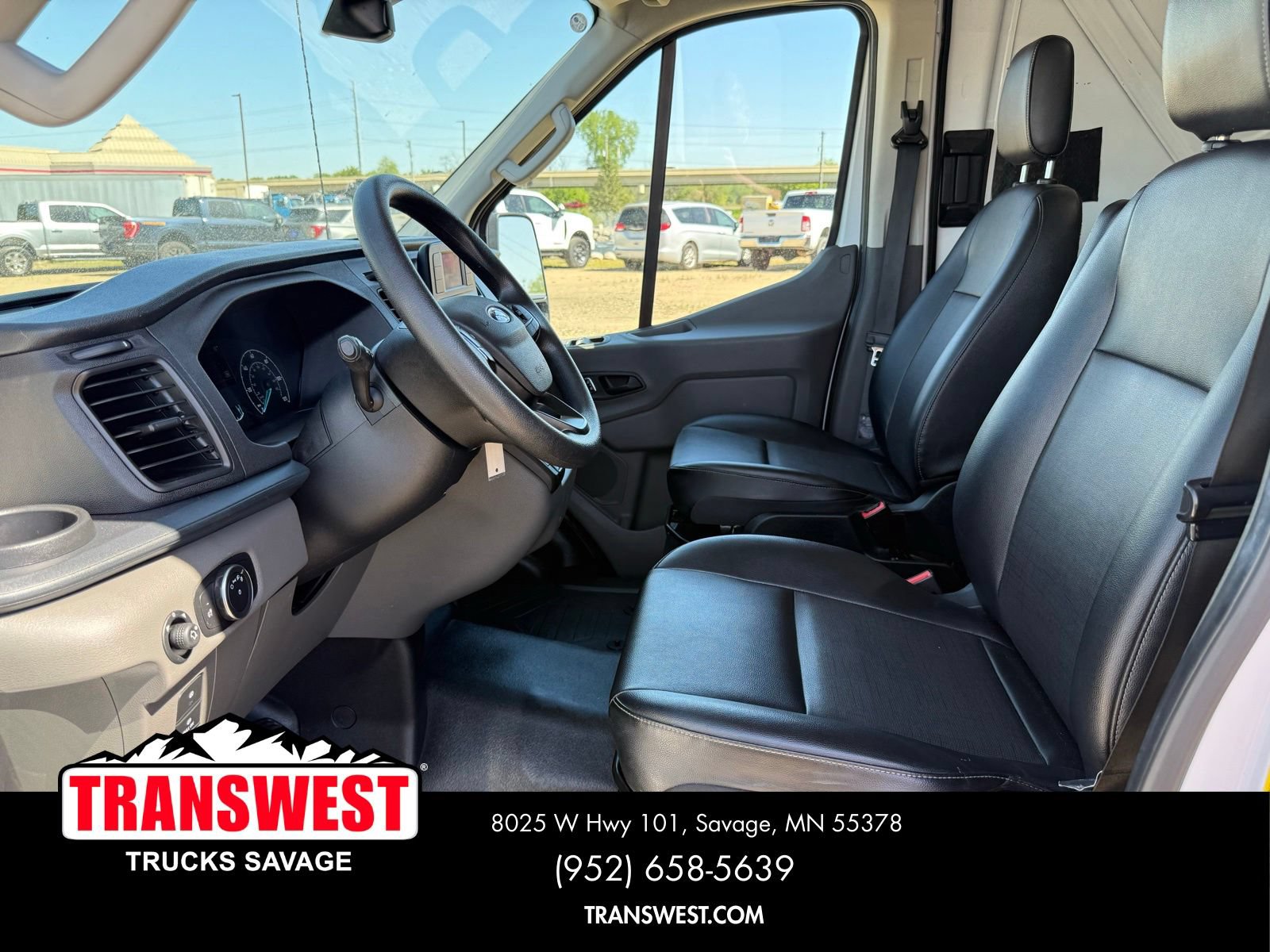 Used 2023 Ford Transit 250 Medium Roof AWD image 5