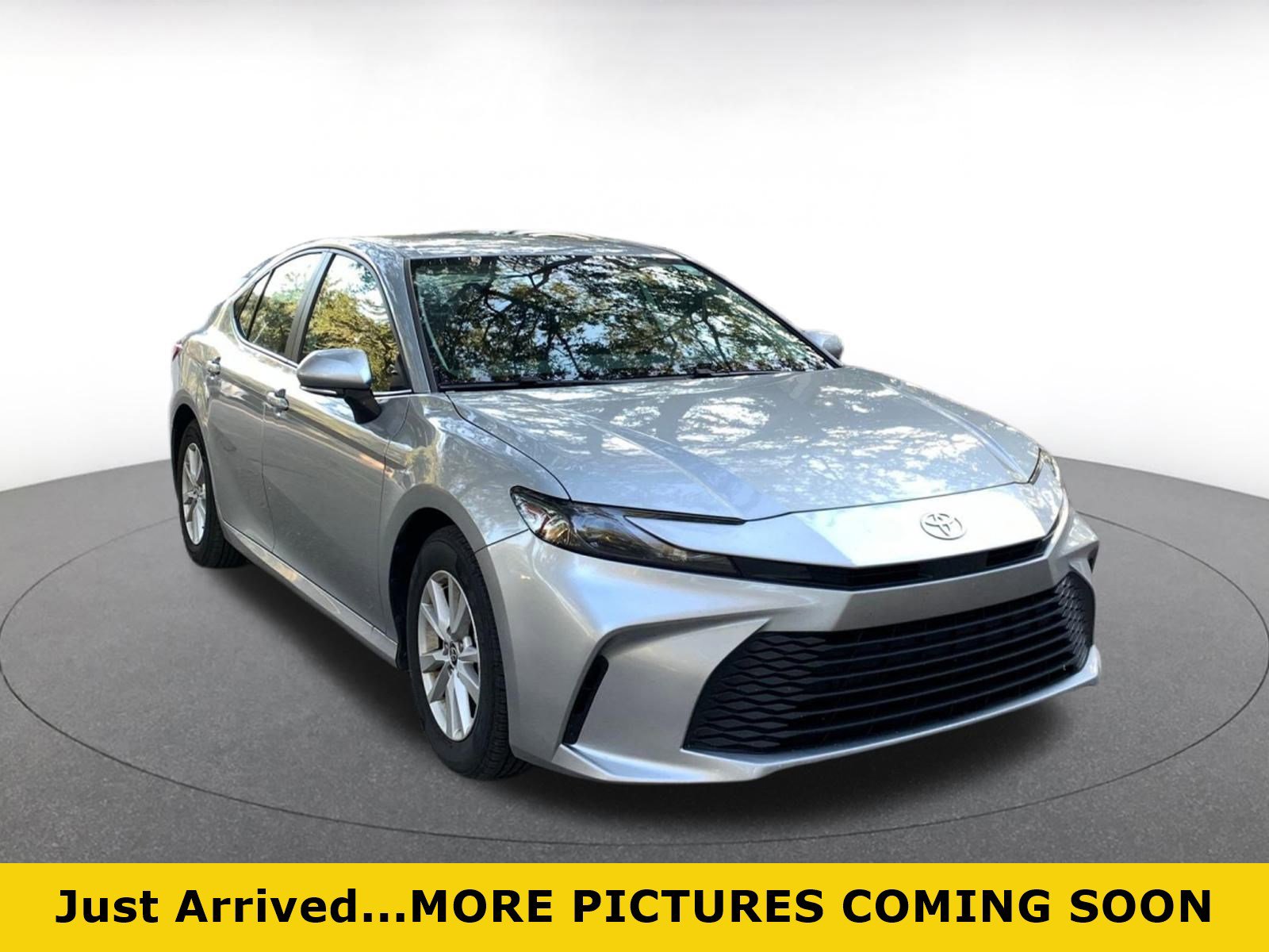 Used 2025 Toyota Camry LE
