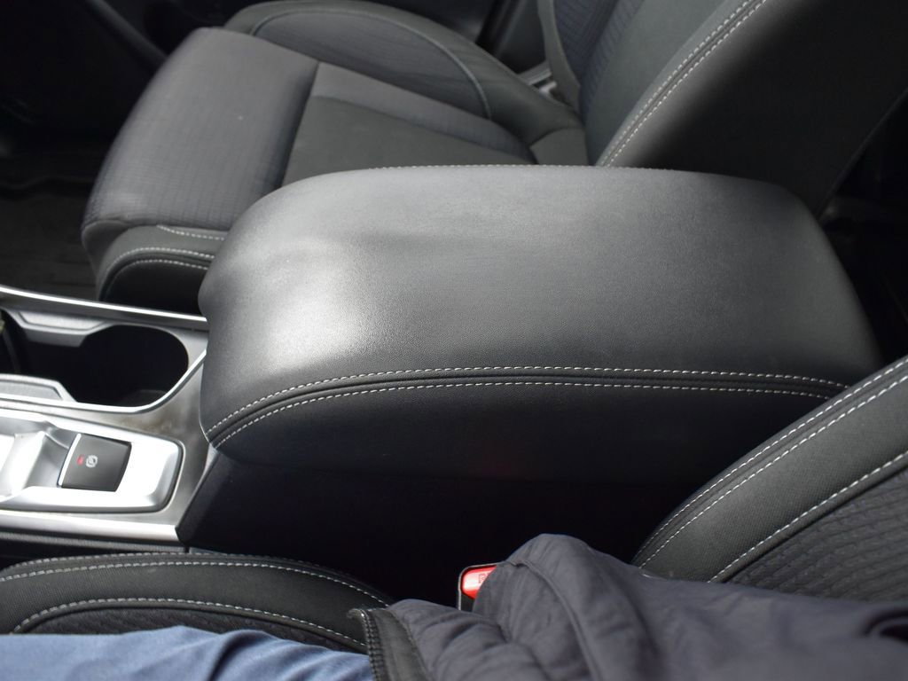 Used 2022 Subaru Ascent Premium w/ Convenience Package image 19