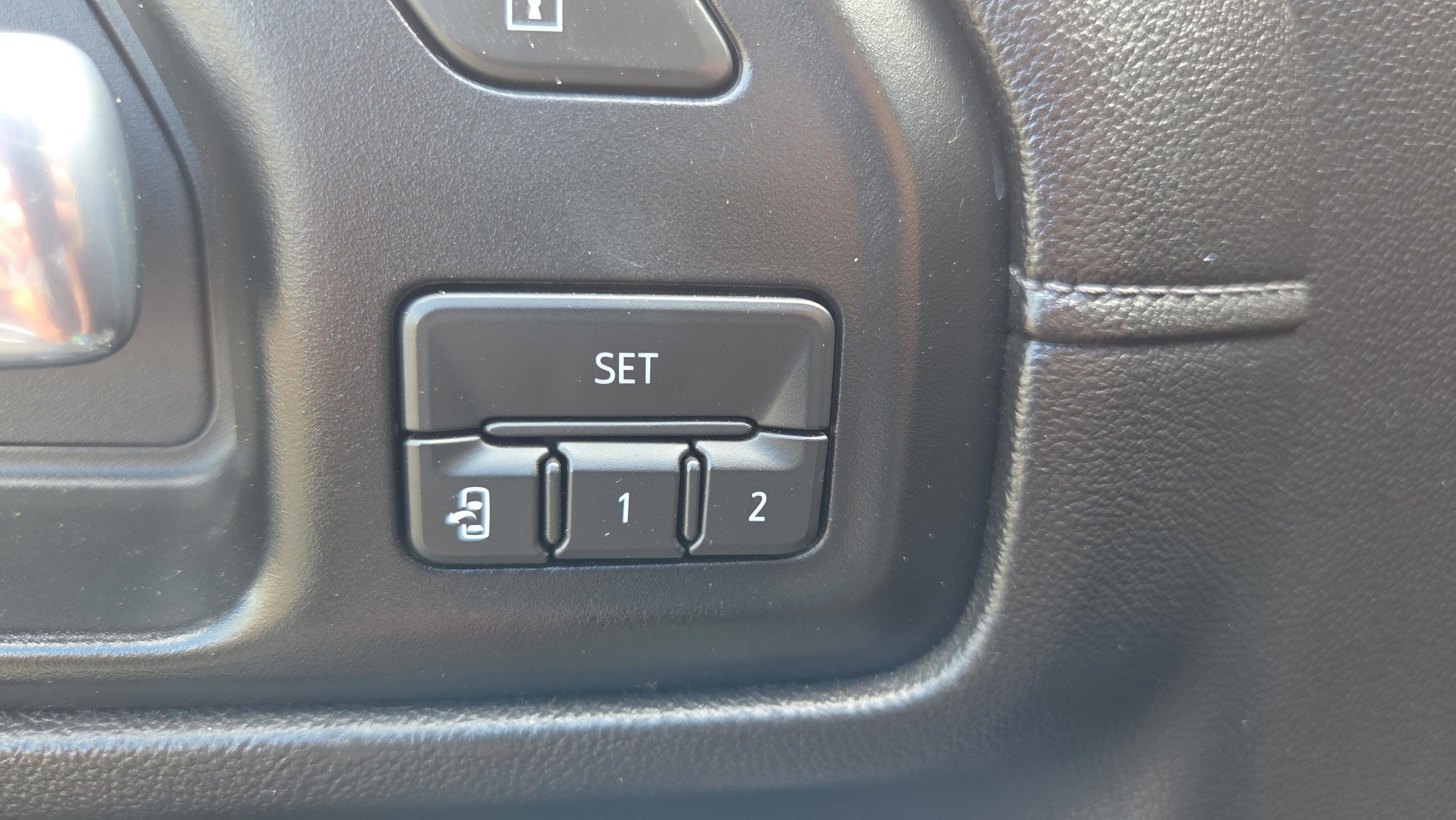 Used 2020 GMC Sierra 2500 Denali w/ Denali Ultimate Package image 36