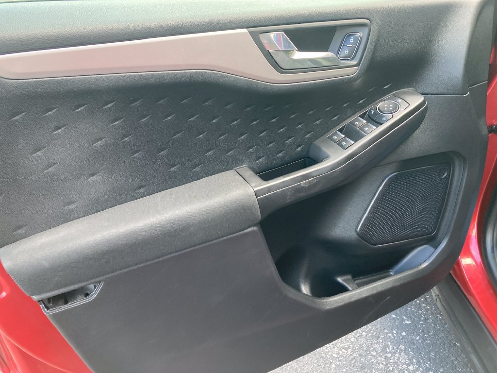 Used 2020 Ford Escape SE AWD/4WD image 13