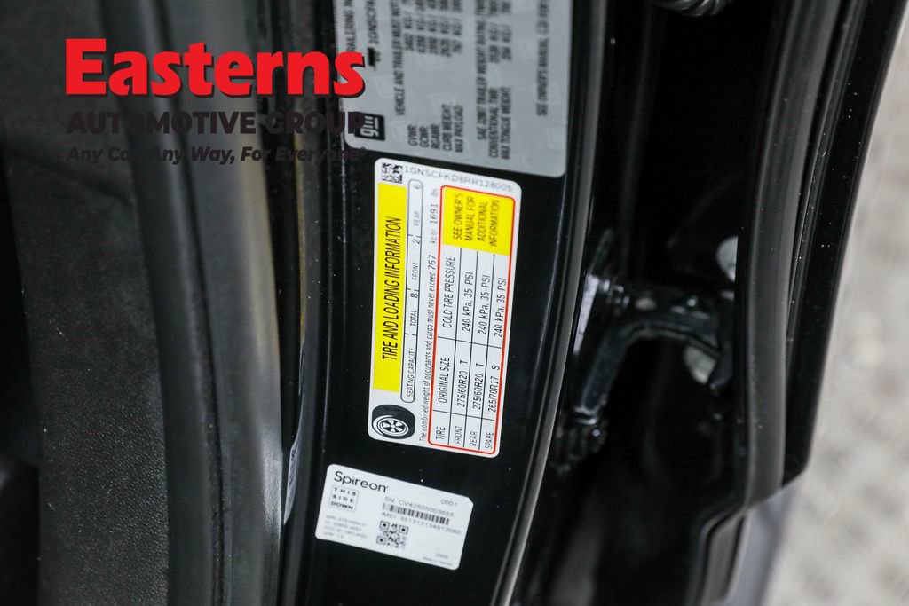 Used 2024 Chevrolet Suburban Premier image 38