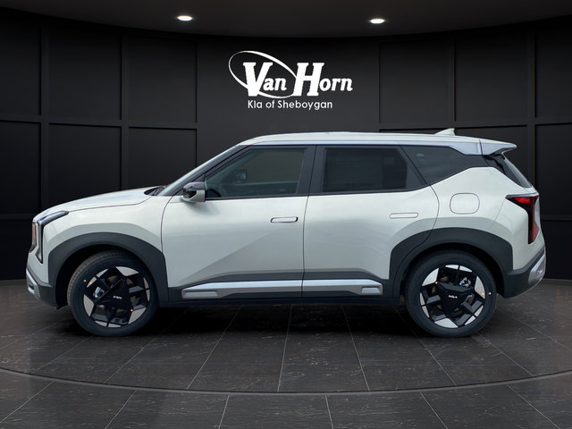 New 2027 Kia Seltos S FWD image 4