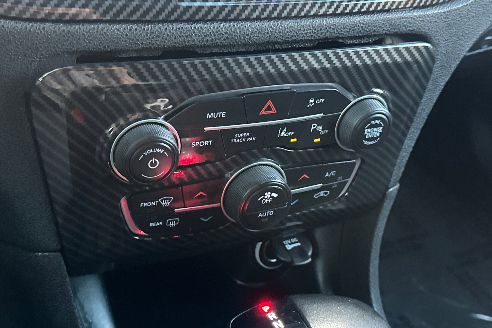 Used 2017 Dodge Charger R/T image 27