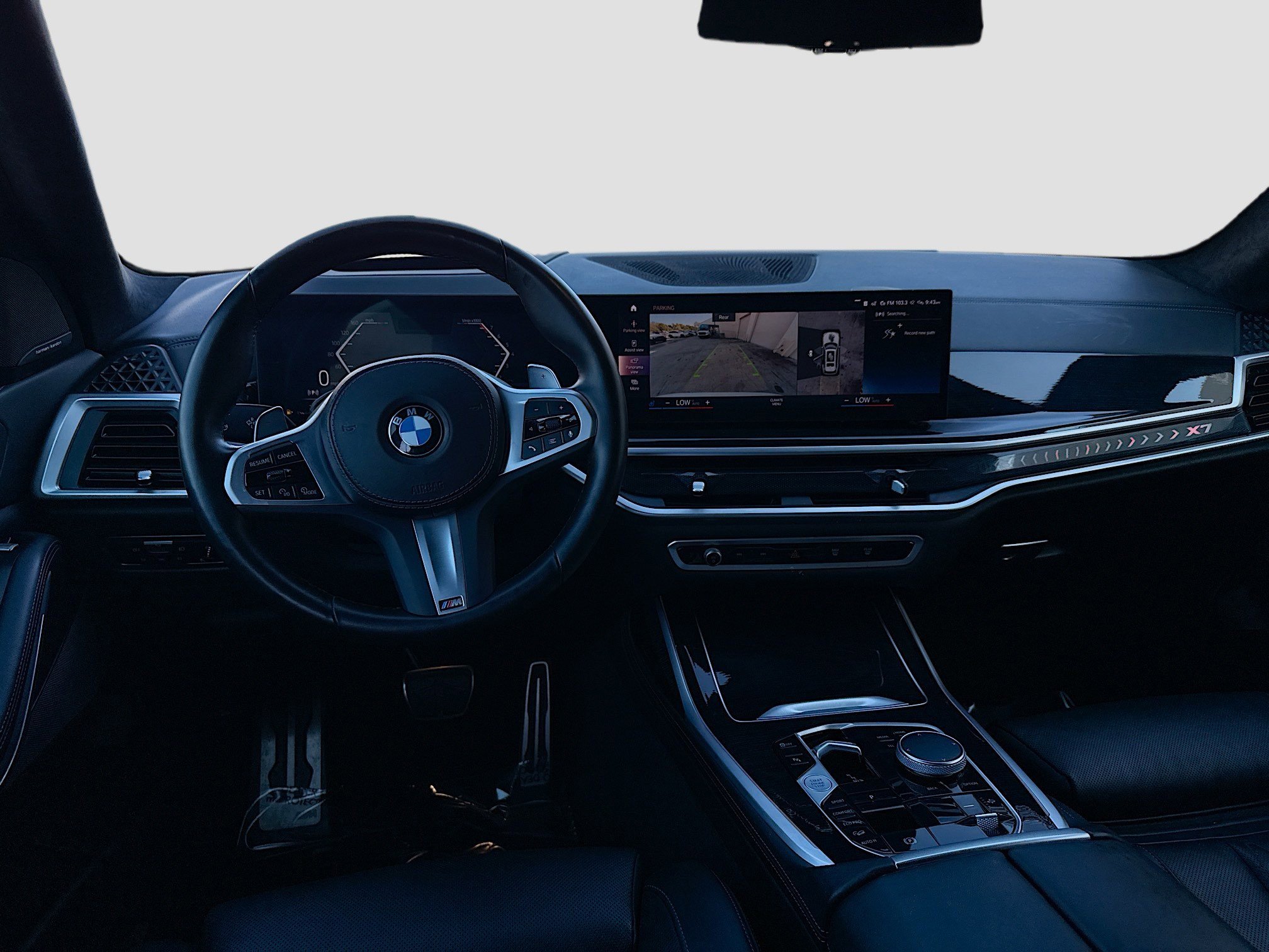 Used 2023 BMW X7 xDrive40i w/ M Sport Package image 21