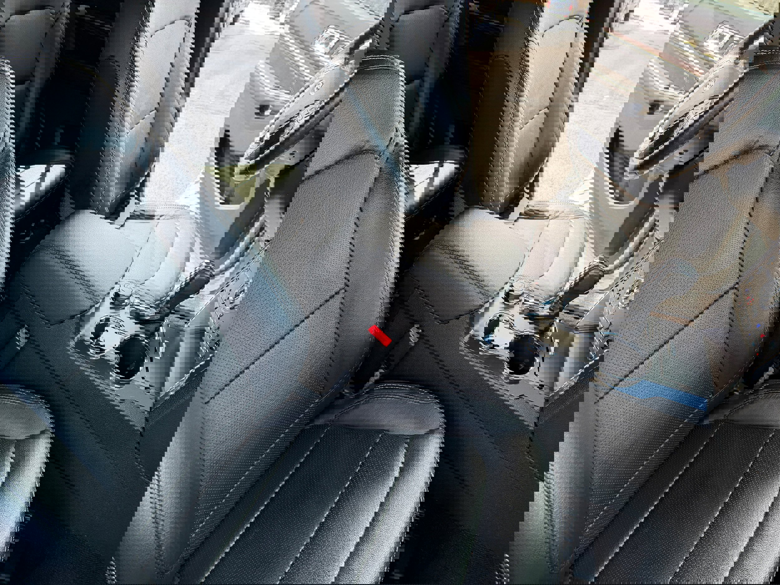 Used 2019 Ford Explorer Limited w/ Class III Trailer Tow Package image 23