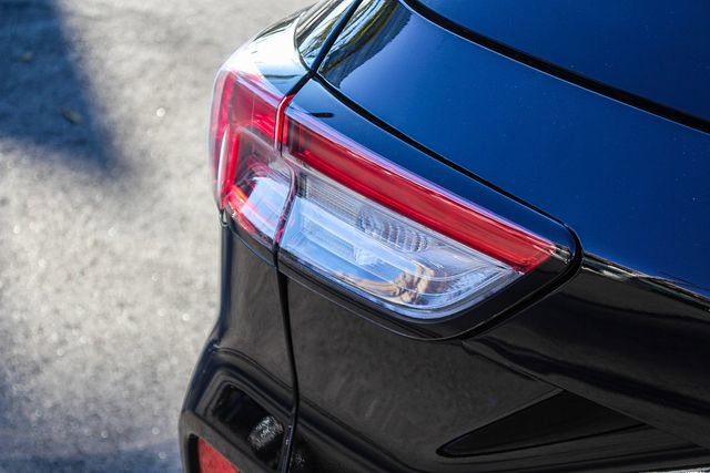 Used 2022 Ford Escape SEL image 8