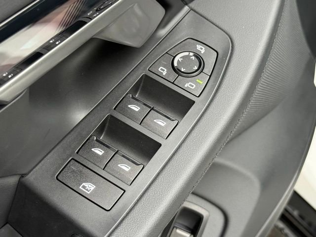 Used 2025 BMW i5 xDrive40 w/ M Sport Package image 18