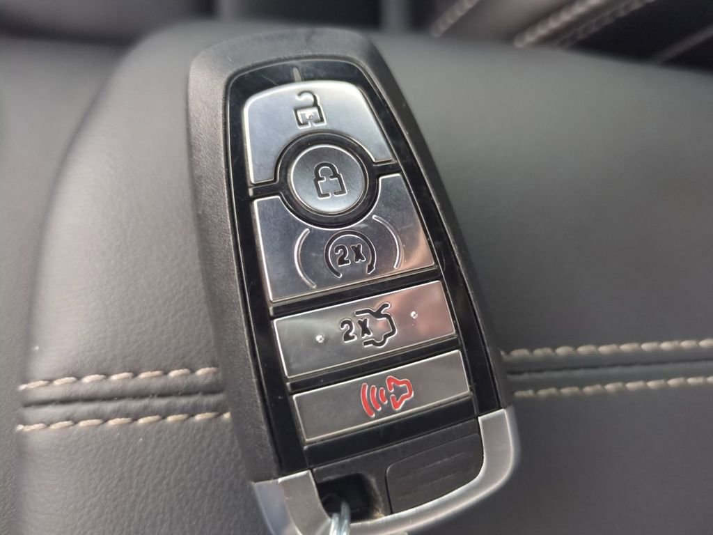 Used 2025 Ford Mustang Premium RWD image 35