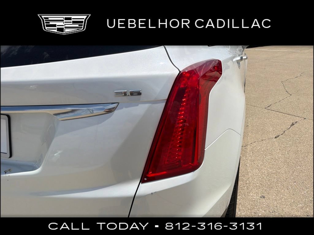 Used 2017 Cadillac XT5 FWD image 8