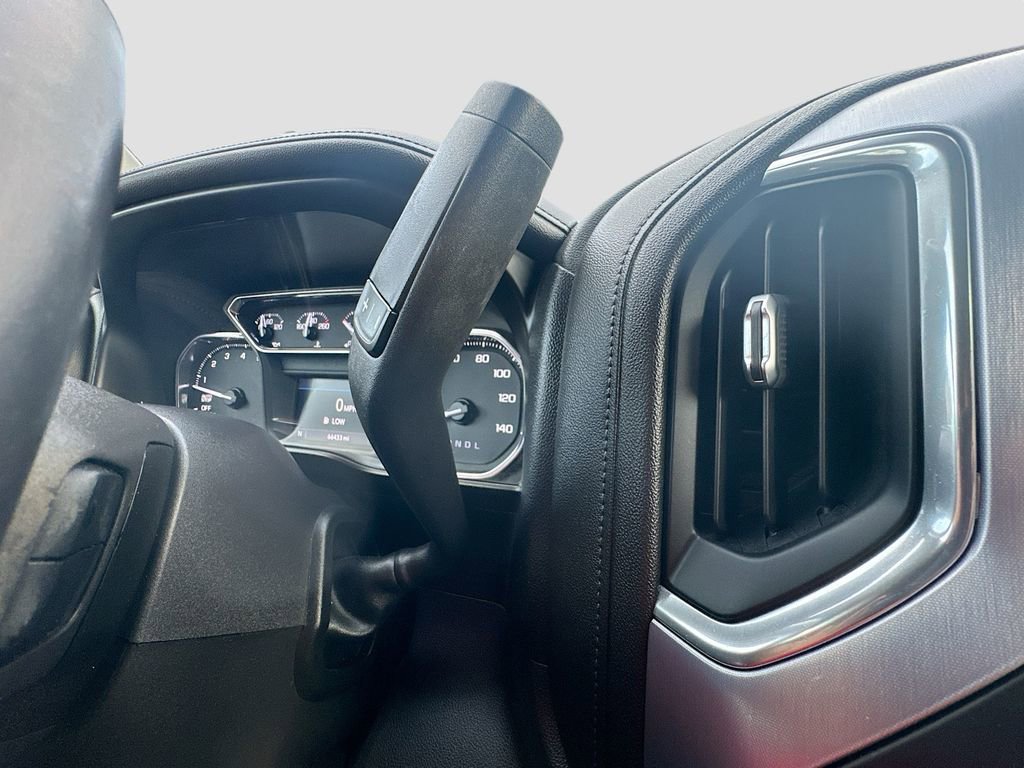 Used 2020 GMC Sierra 1500 SLE w/ SLE Convenience Package image 17