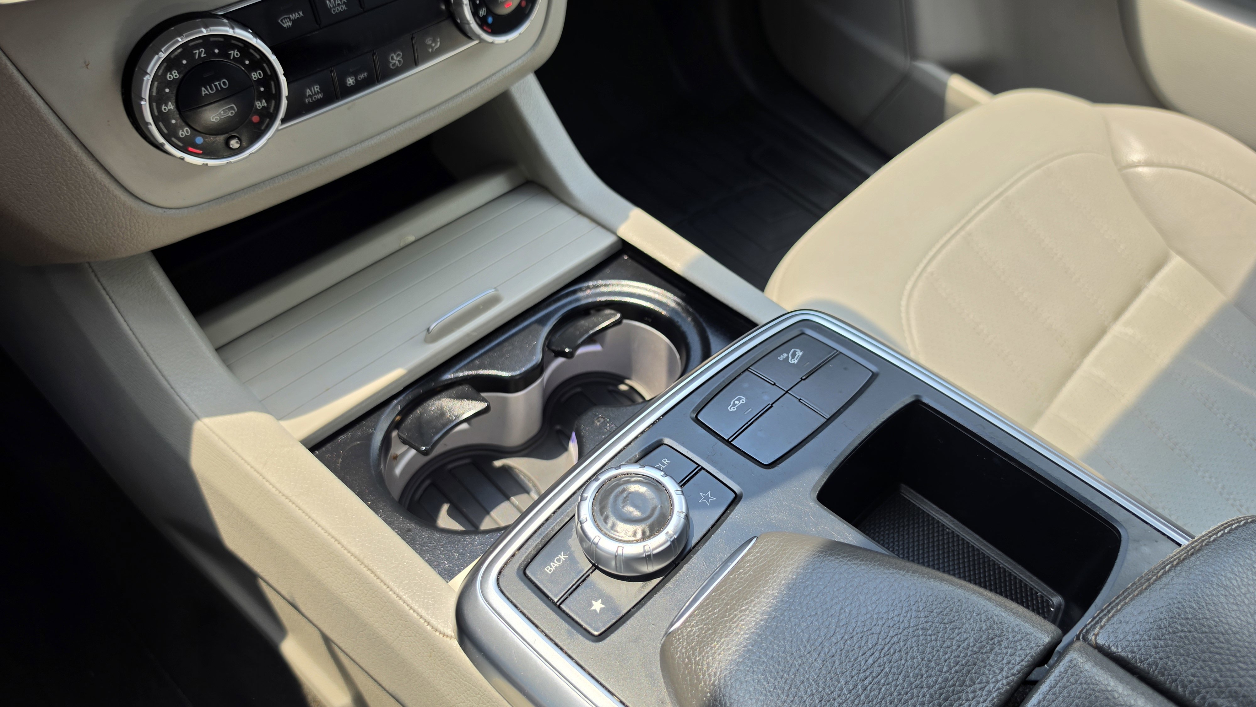 Used 2015 Mercedes-Benz GL 450 4MATIC w/ Appearance Package image 34