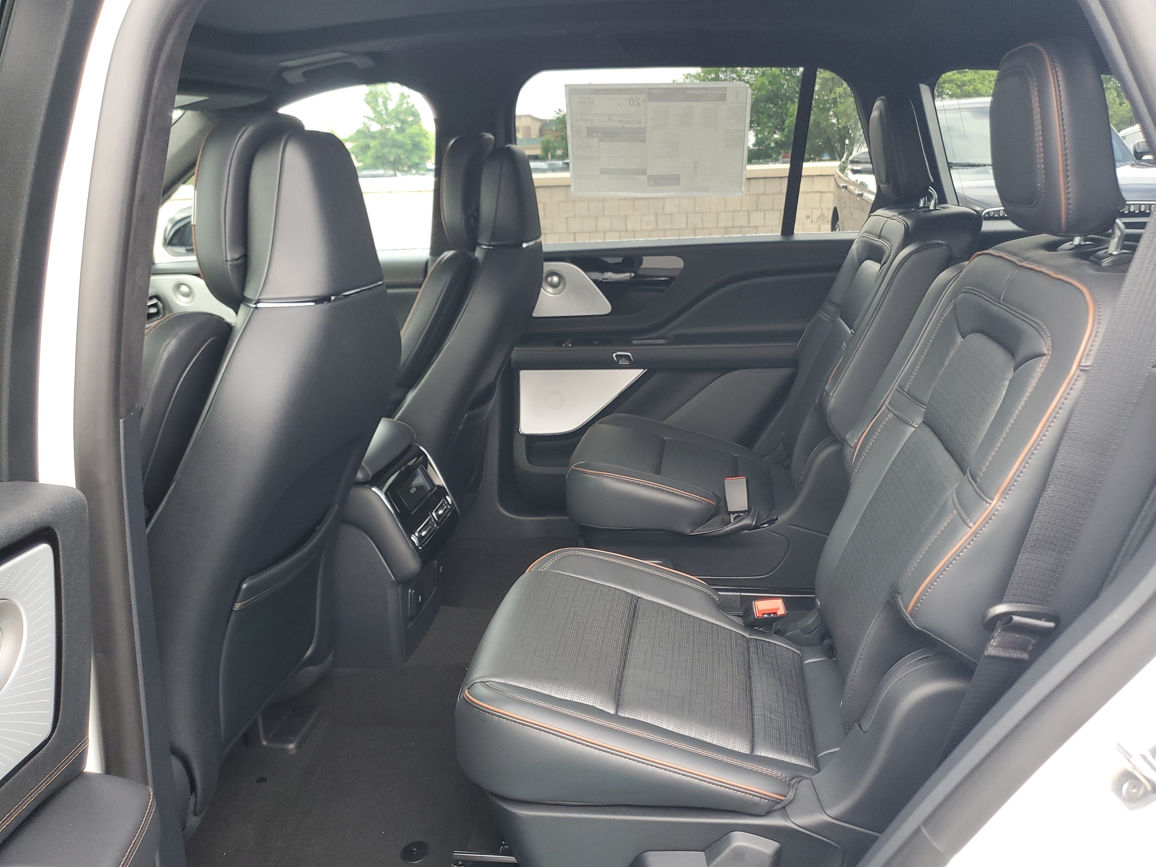 New 2026 Lincoln Aviator Black Label AWD/4WD image 23
