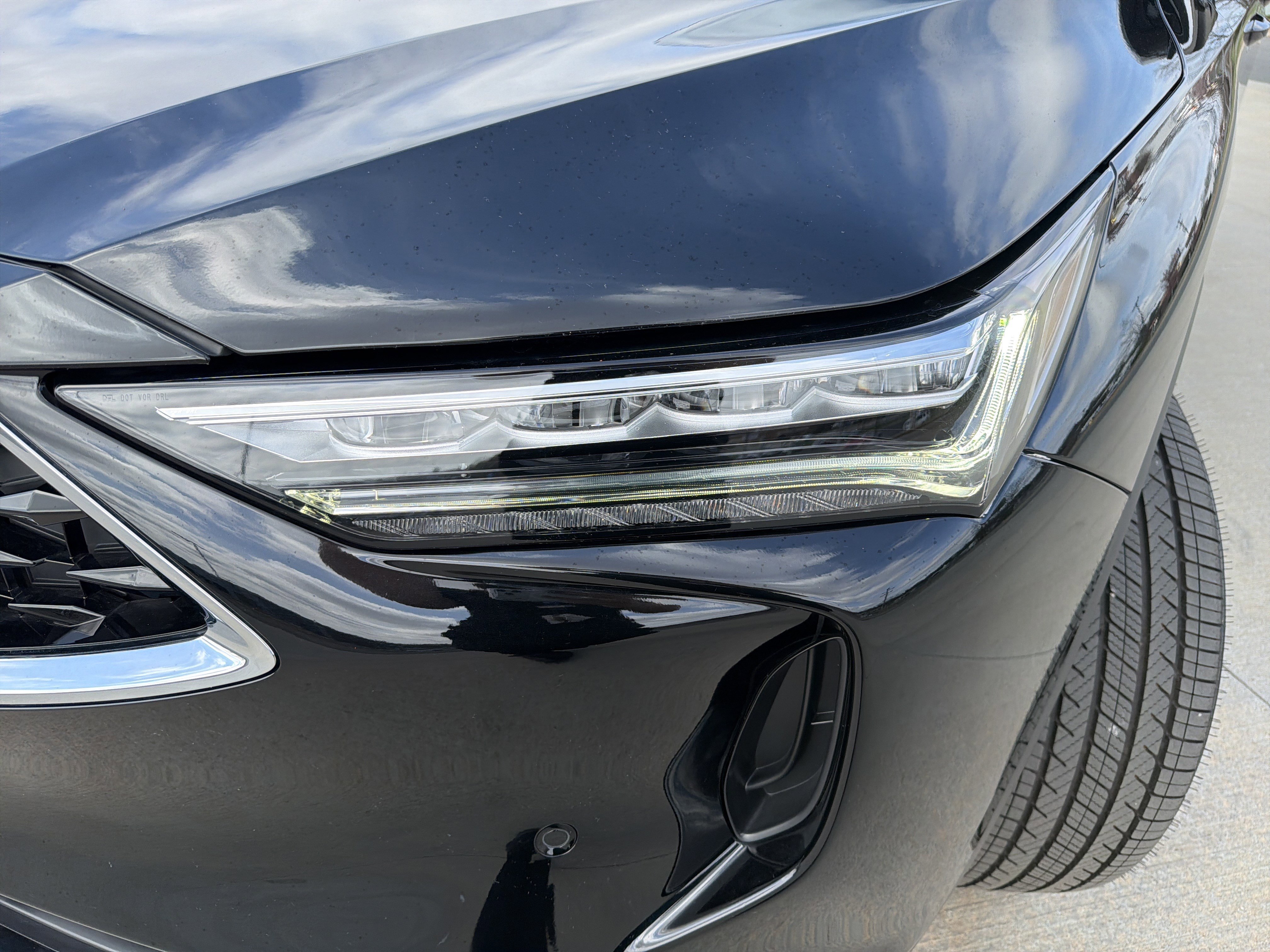 Certified 2024 Acura MDX SH-AWD w/ Technology Package image 6