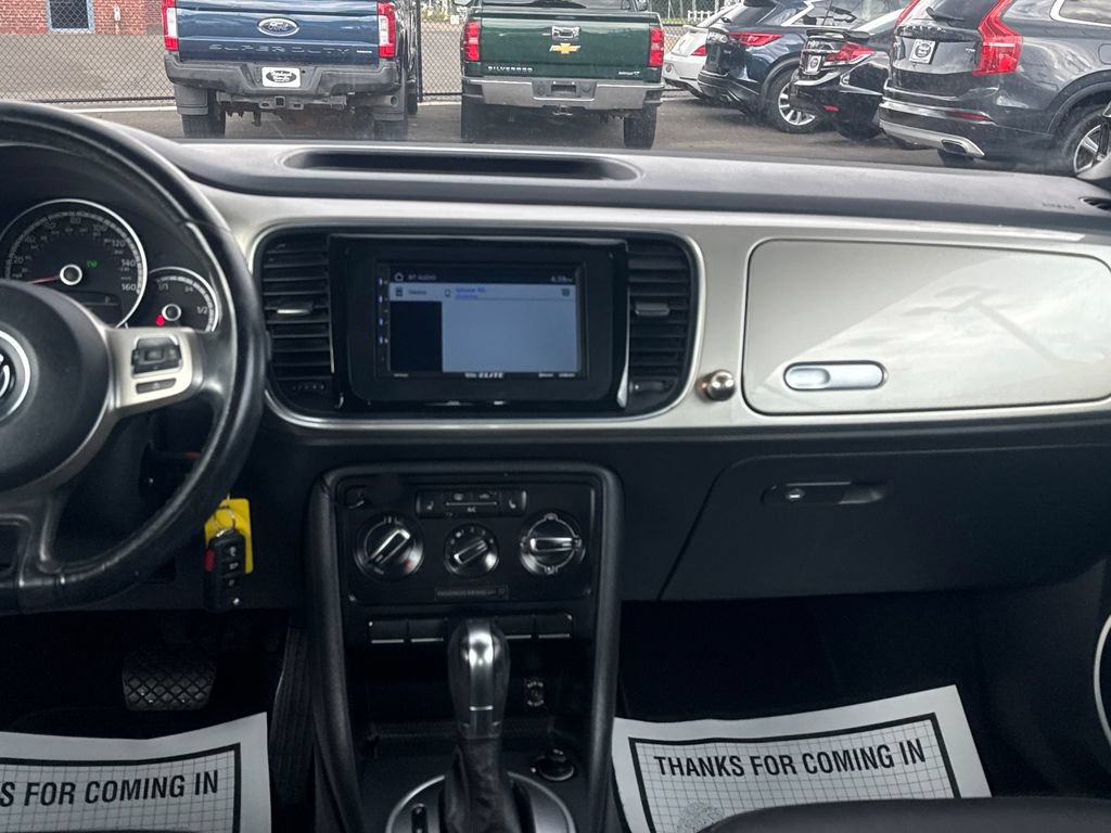 Used 2014 Volkswagen Beetle 1.8T FWD image 17