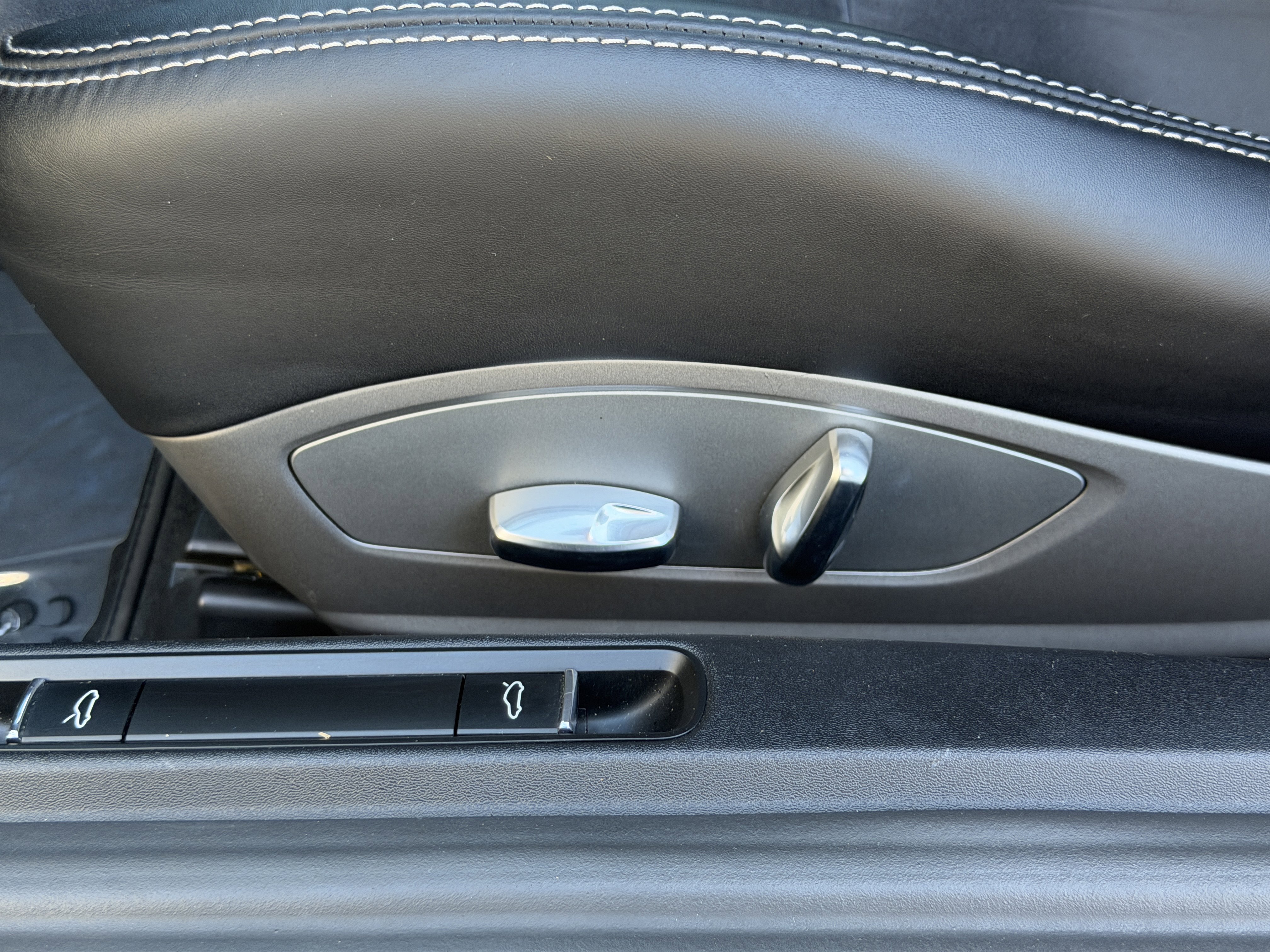 Certified 2015 Porsche 911 GT3 image 18