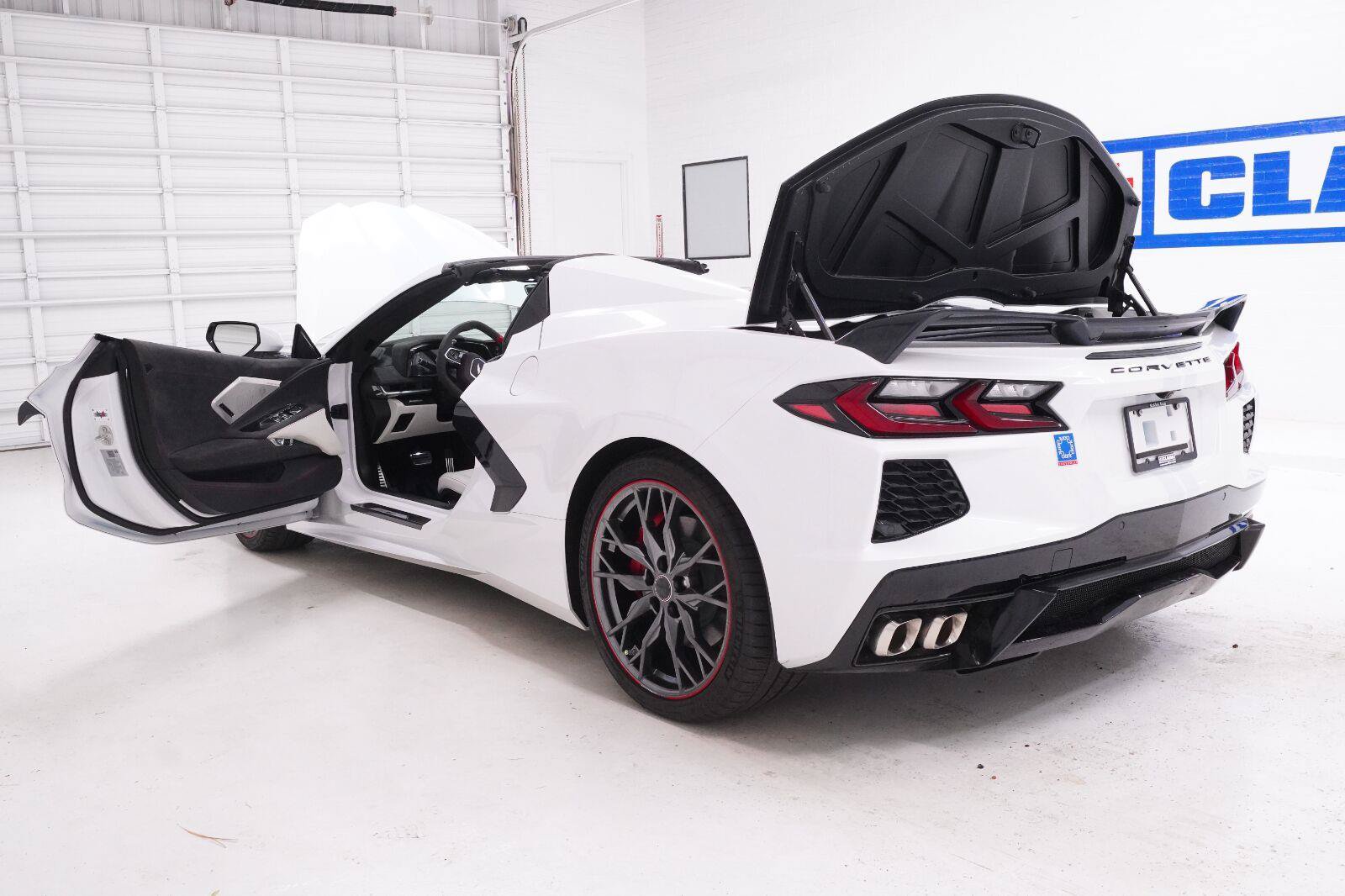 Used 2023 Chevrolet Corvette Stingray Premium Conv RWD image 44