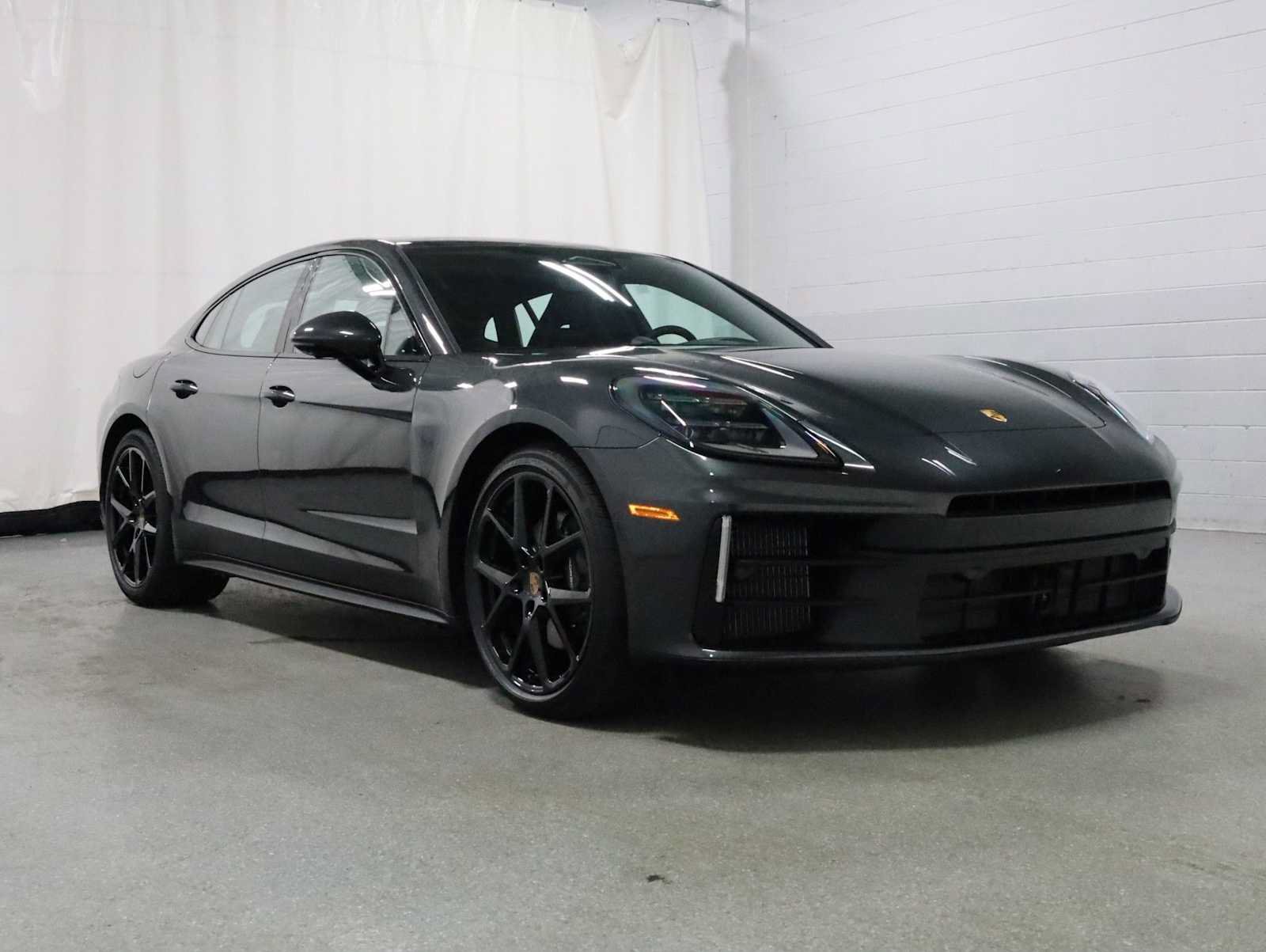 New 2026 Porsche Panamera 4 AWD/4WD image 13
