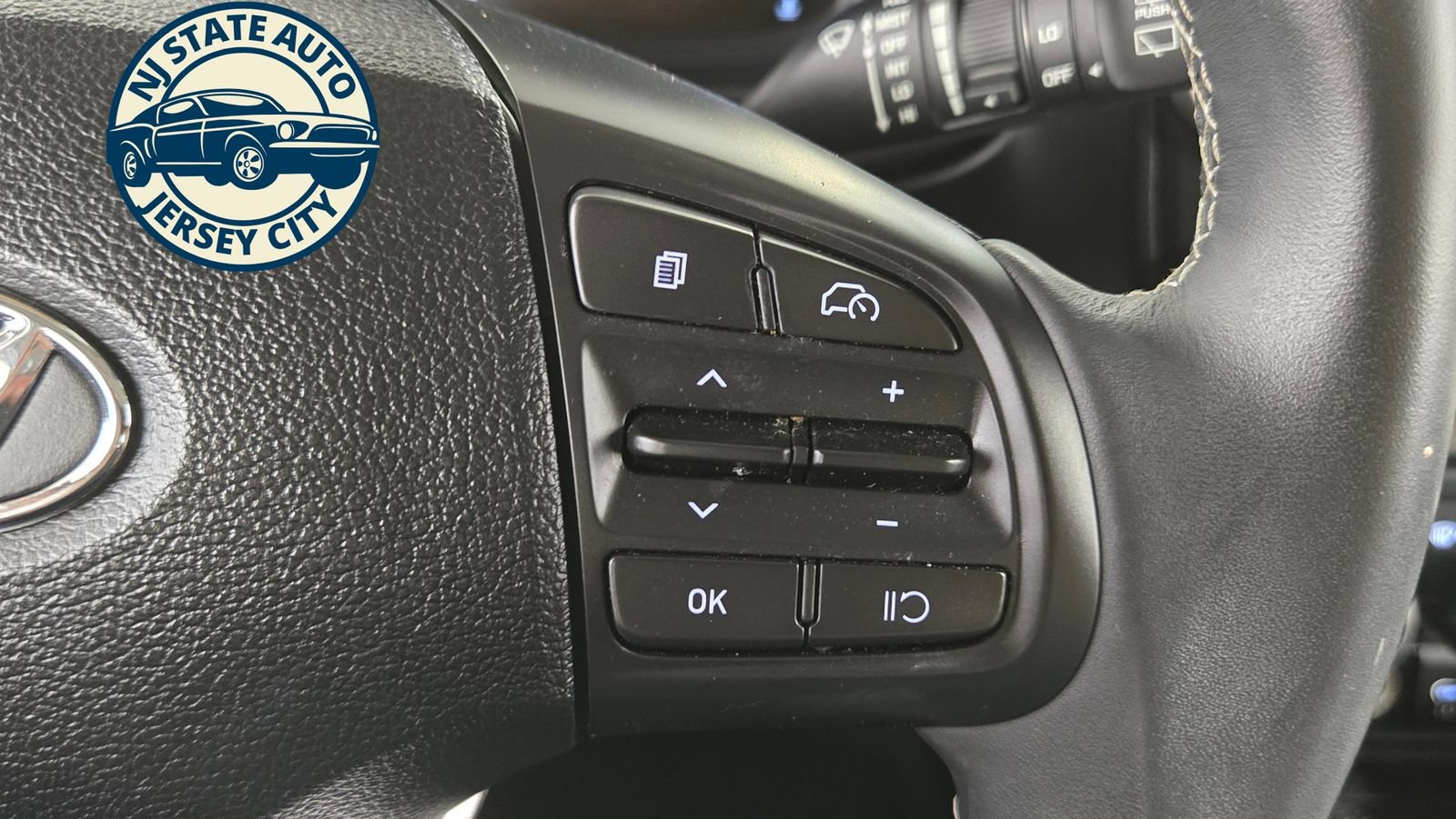 Used 2026 Hyundai Venue SEL FWD image 14
