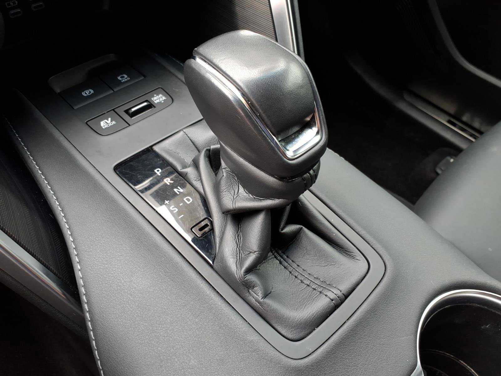 Used 2024 Toyota Venza XLE AWD/4WD image 24