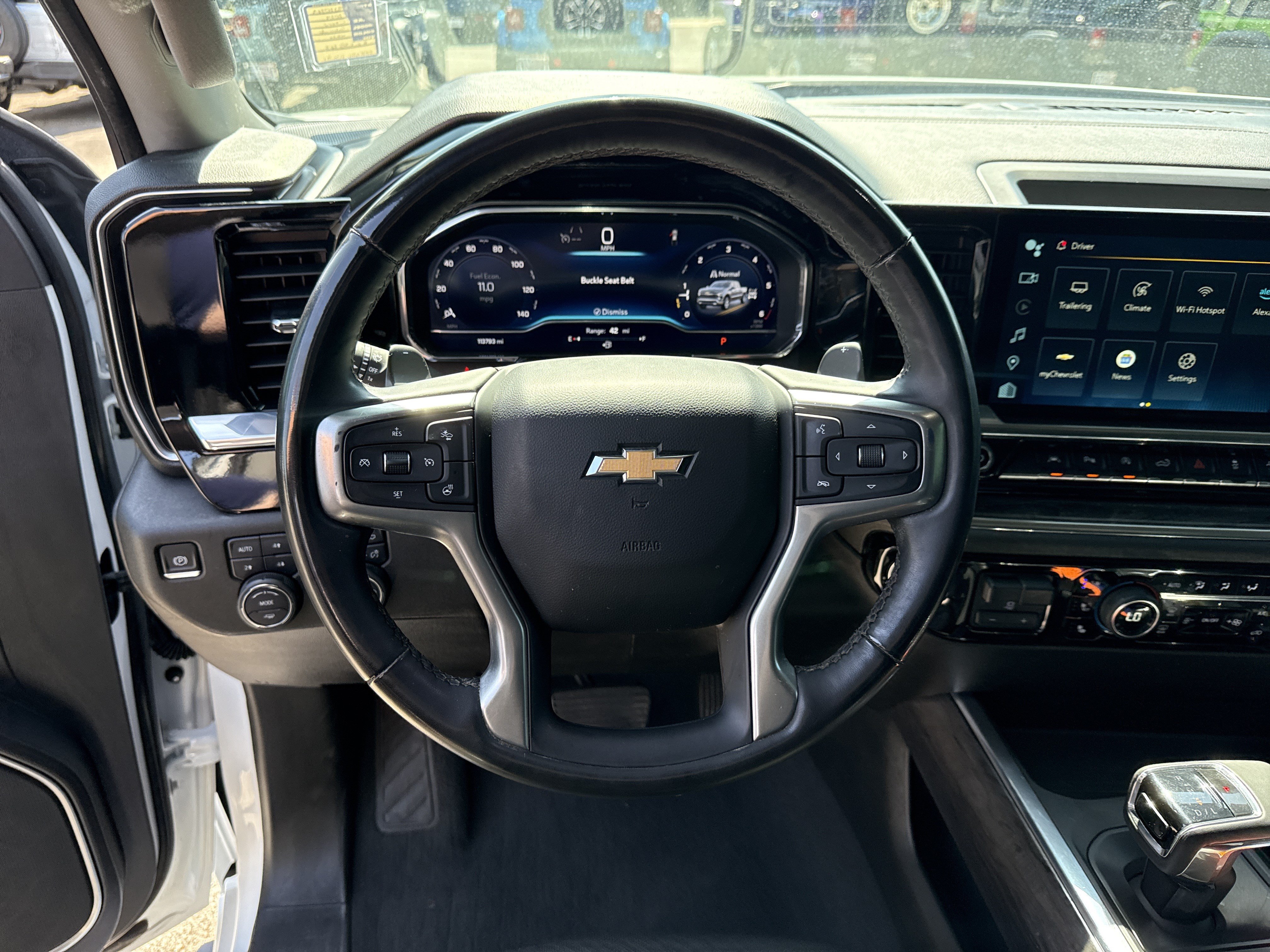 Used 2024 Chevrolet Silverado 1500 LTZ AWD/4WD image 23