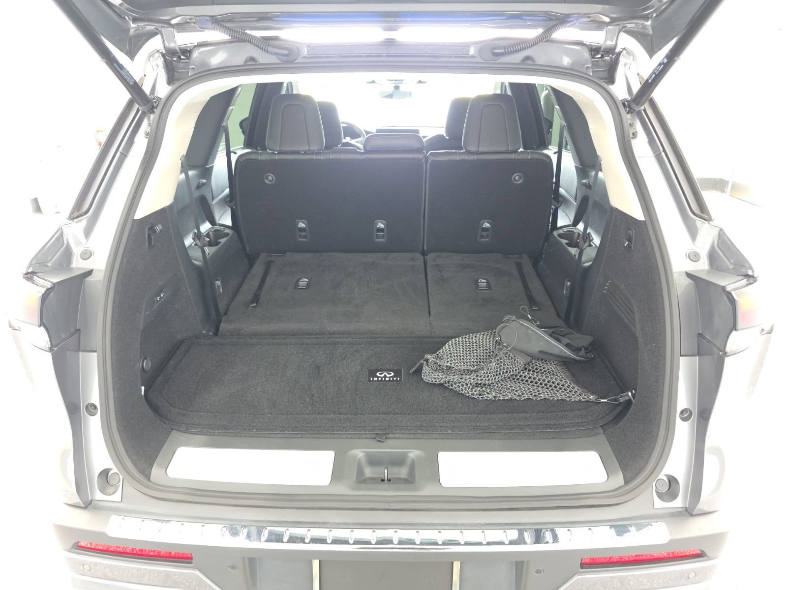 Certified 2023 INFINITI QX60 Sensory w/ Vision Package FWD image 15