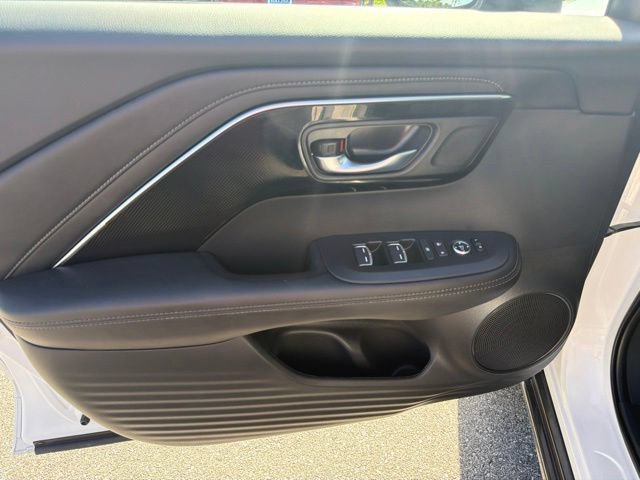 Used 2025 Acura ADX AWD image 27