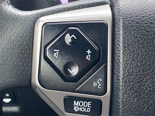 Used 2020 Toyota 4Runner SR5 Premium image 17