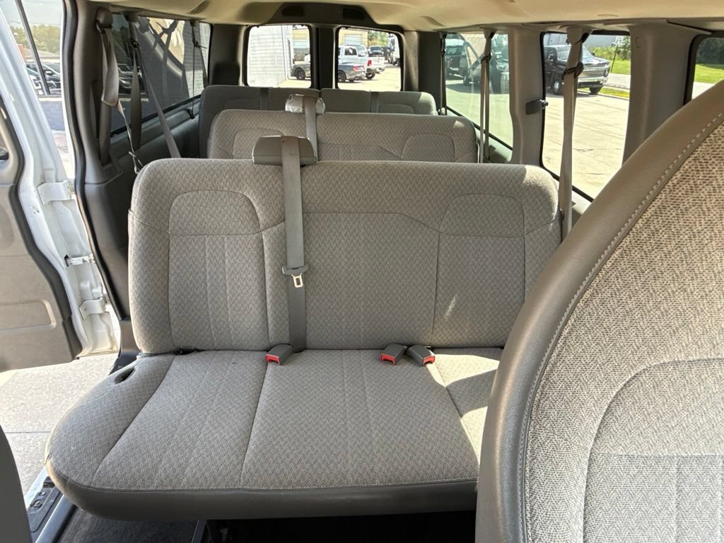 Used 2015 Chevrolet Express 3500 LT w/ LT Preferred Equipment Group RWD image 12