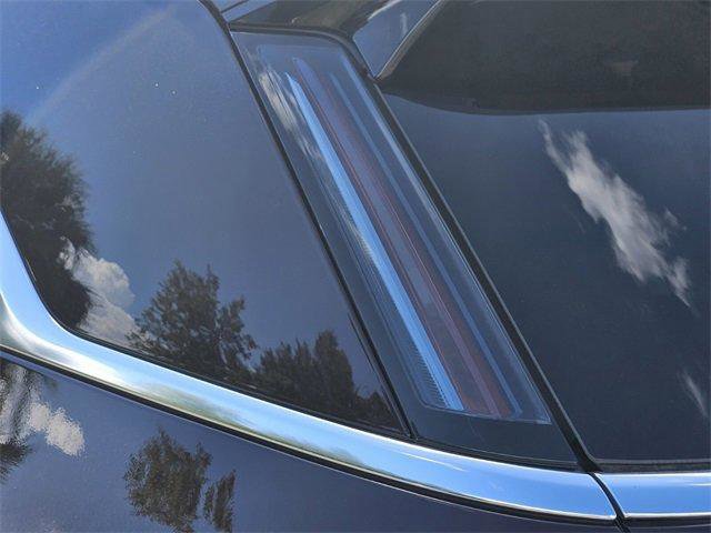 New 2025 Cadillac Escalade IQ Luxury 2 image 11