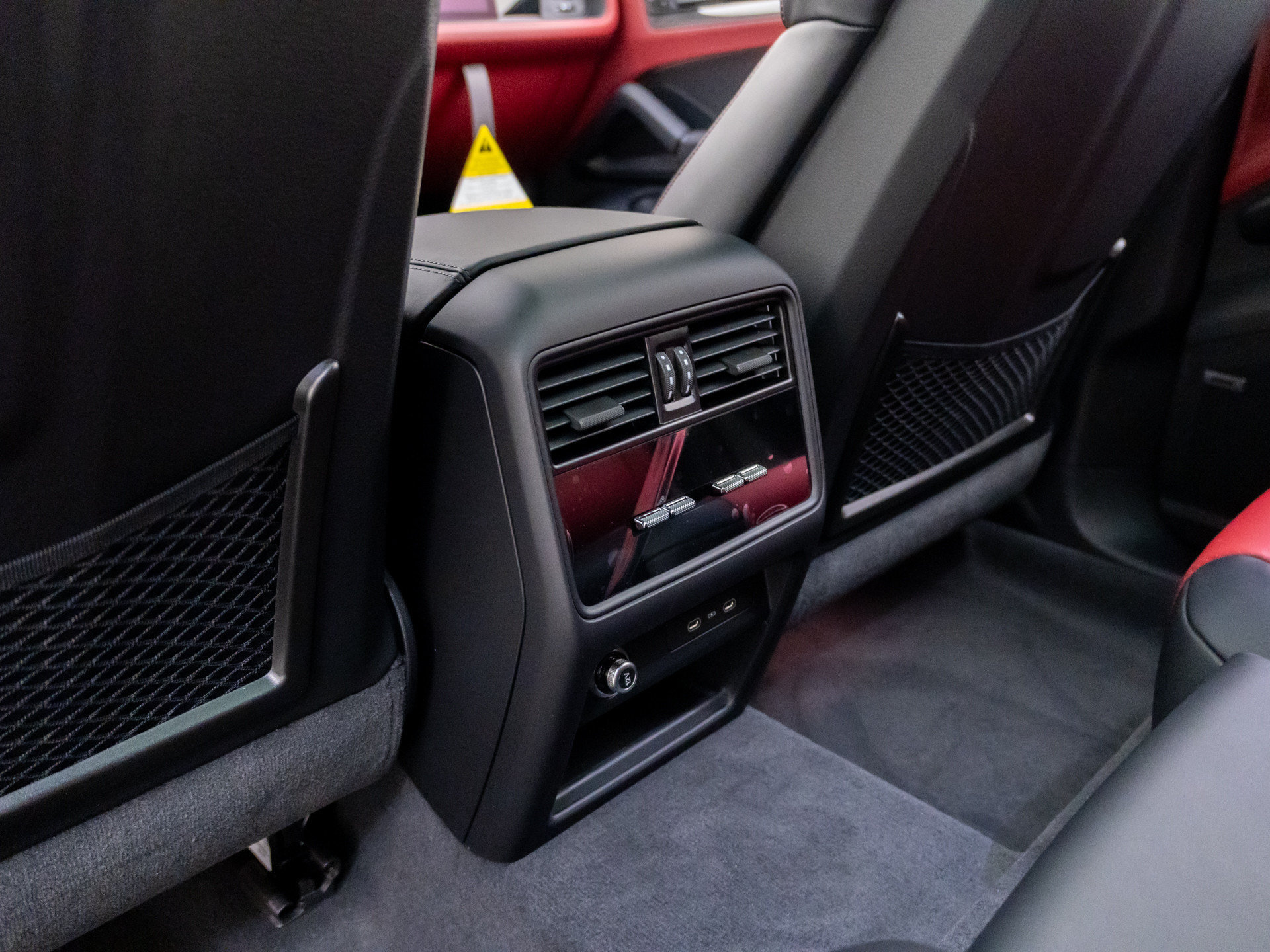 New 2026 Porsche Cayenne GTS AWD/4WD image 19