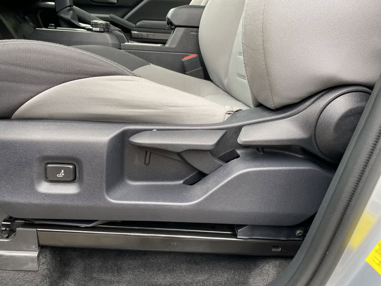 Used 2025 Toyota Tacoma TRD Sport AWD/4WD image 14