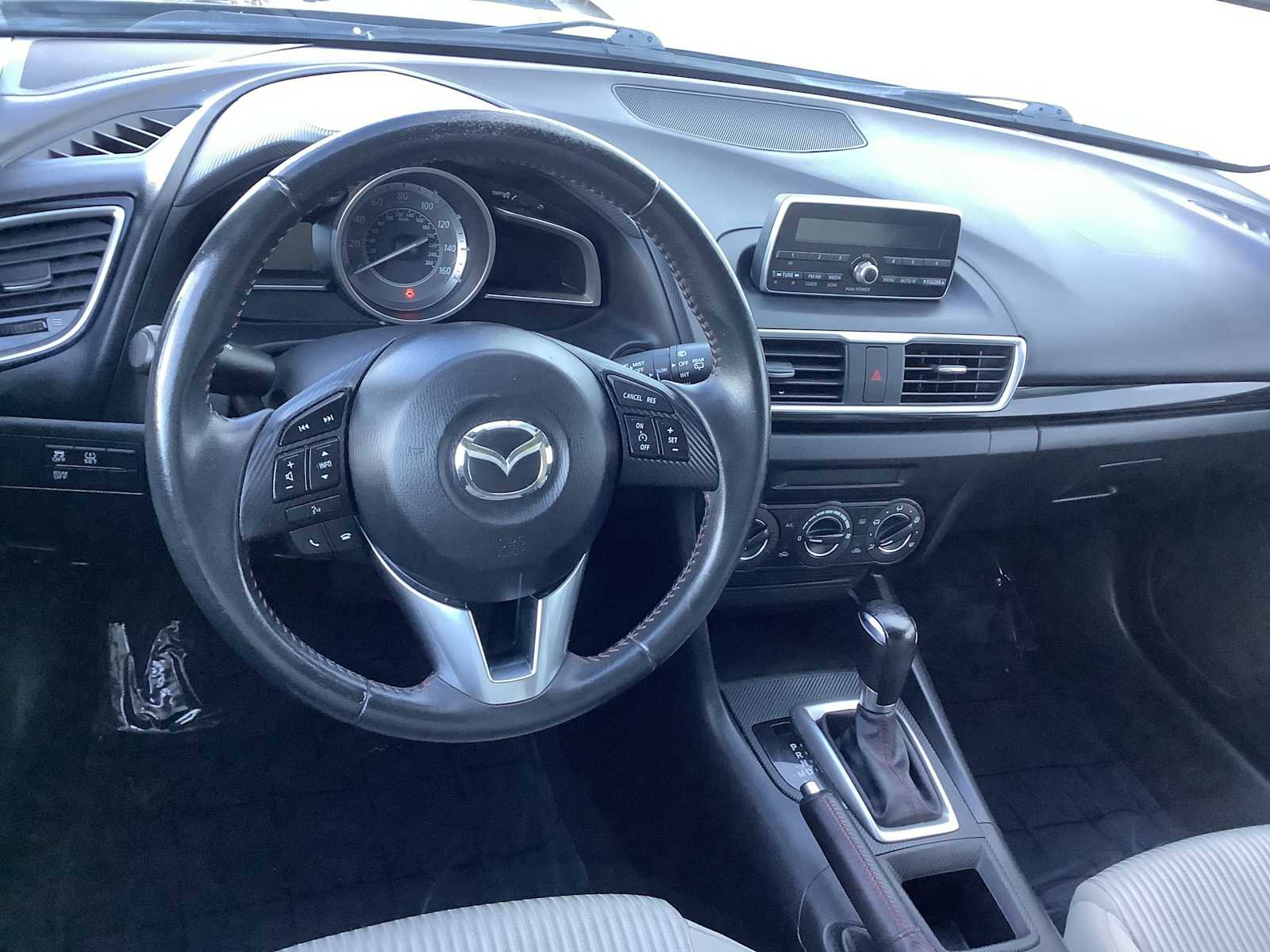 Used 2014 MAZDA MAZDA3 i Touring FWD image 10