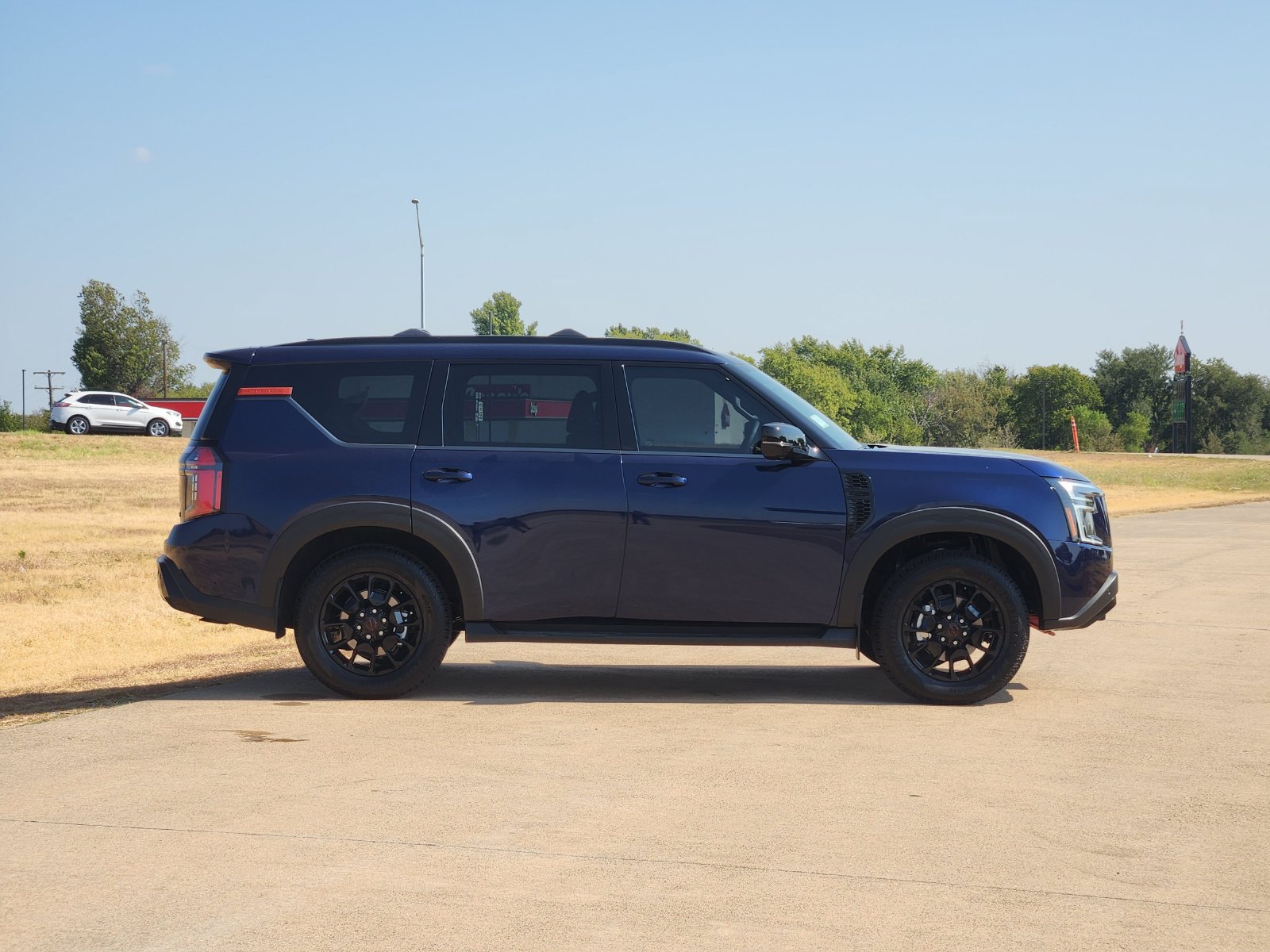 New 2026 Nissan Armada PRO-4X AWD/4WD image 7