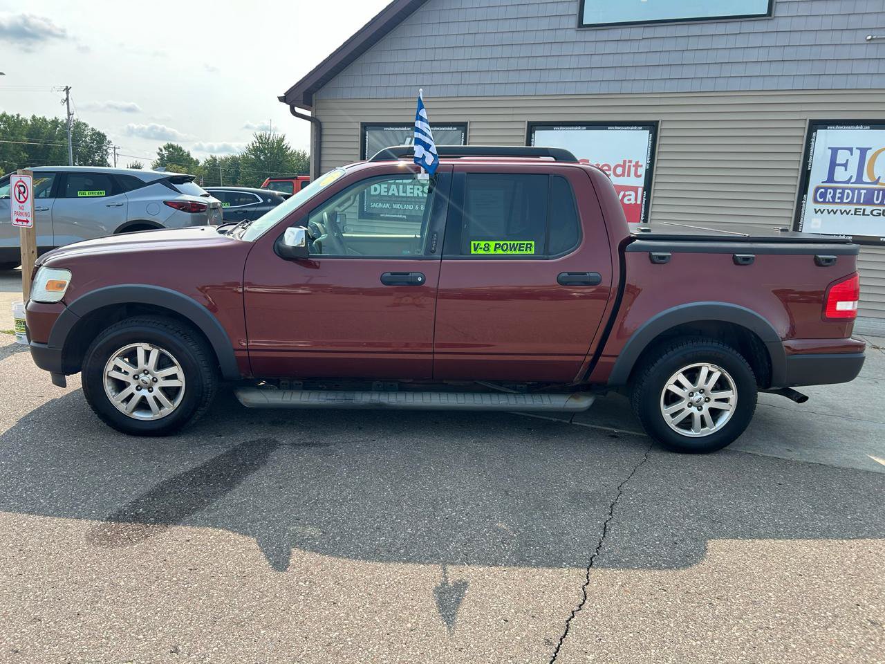 Used 2010 Ford Explorer Sport Trac XLT AWD/4WD image 8