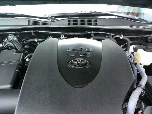 Certified 2023 Toyota Tacoma SR5 image 8