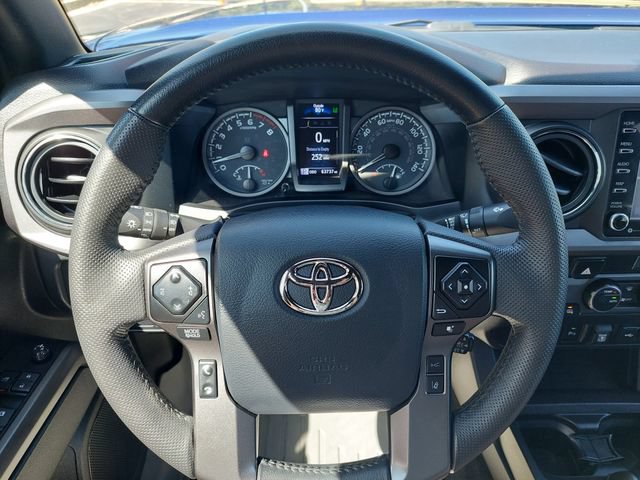 Used 2023 Toyota Tacoma TRD Off-Road w/ Technology Package AWD/4WD image 29