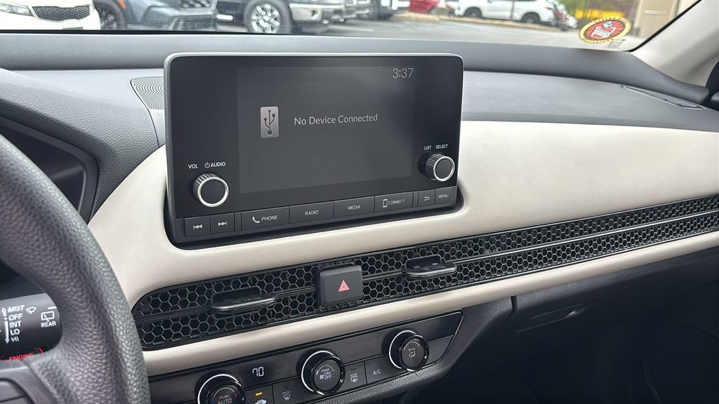 Certified 2025 Honda HR-V LX image 19