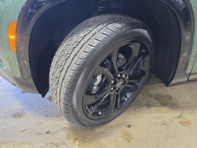 New 2027 Chevrolet Traverse RS w/ LPO, Floor Liner Package AWD/4WD image 35