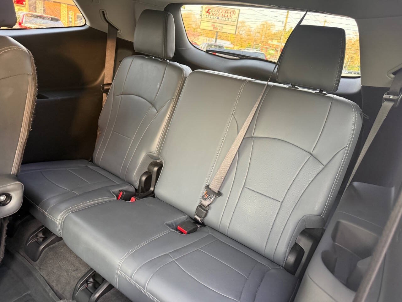 Used 2019 Buick Enclave Essence FWD image 8