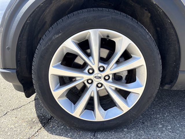 Certified 2022 Ford Explorer Platinum w/ Equipment Group 601A image 64