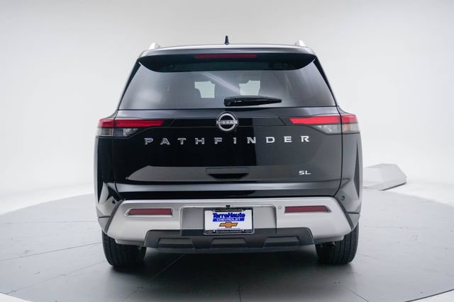 Used 2025 Nissan Pathfinder SL FWD image 6