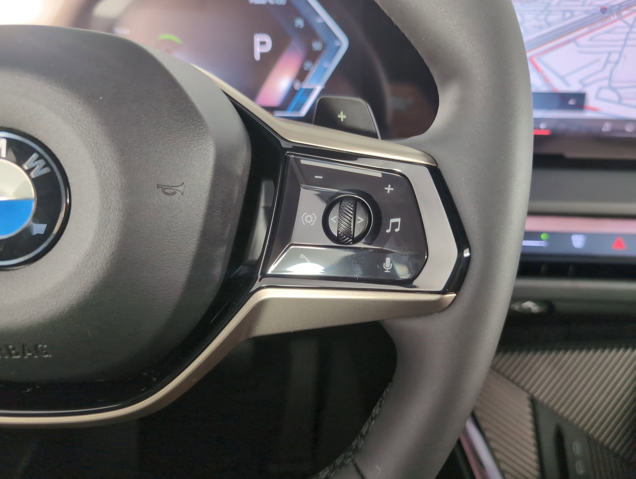 Used 2025 BMW X3 xDrive30i w/ Convenience Package image 26