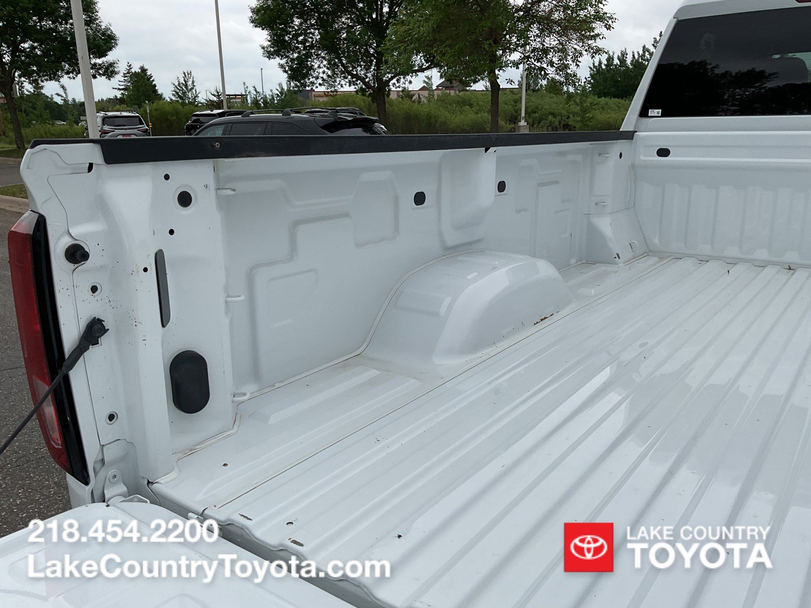 Used 2025 GMC Sierra 3500 SLE w/ SLE Convenience Package AWD/4WD image 12