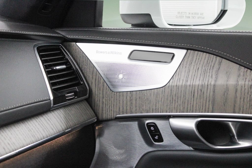 Certified 2024 Volvo XC90 B6 Ultimate w/ Lounge Package AWD/4WD image 44