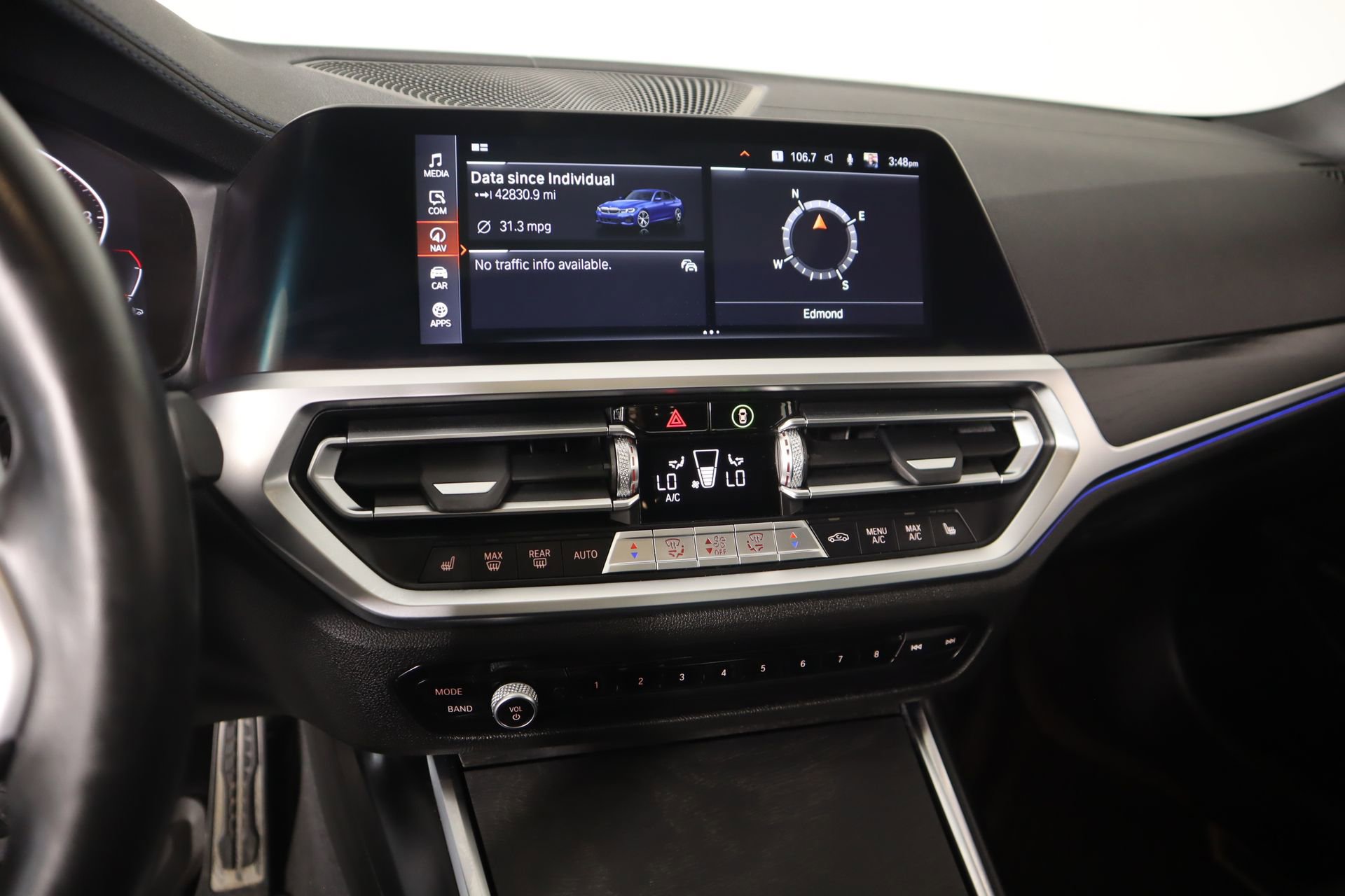 Used 2021 BMW 330i xDrive Sedan w/ M Sport Package image 5