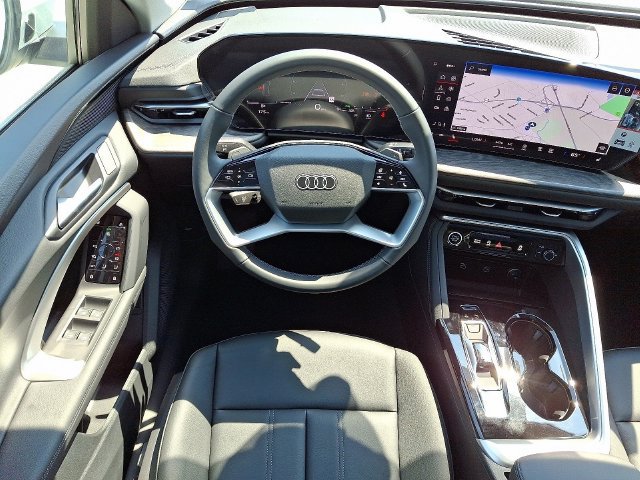 Used 2025 Audi Q5 Premium w/ Convenience Package AWD/4WD image 7
