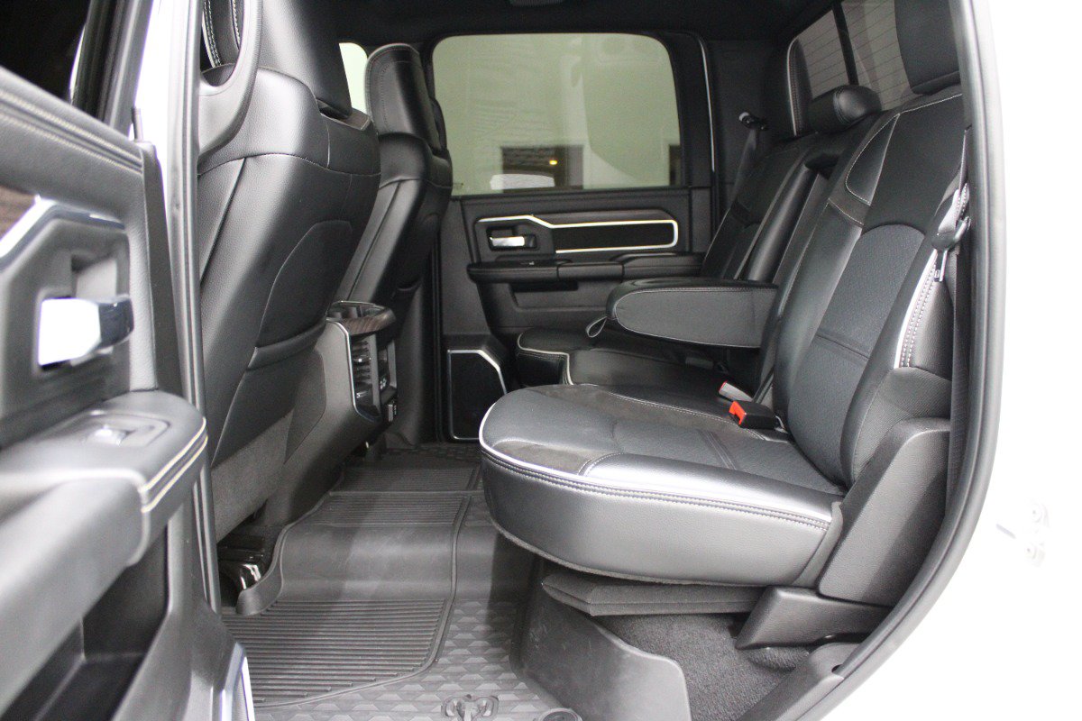 Used 2025 RAM 2500 Laramie w/ Sport Appearance Package AWD/4WD image 8
