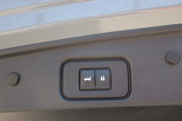 Used 2023 Nissan Pathfinder Platinum image 36