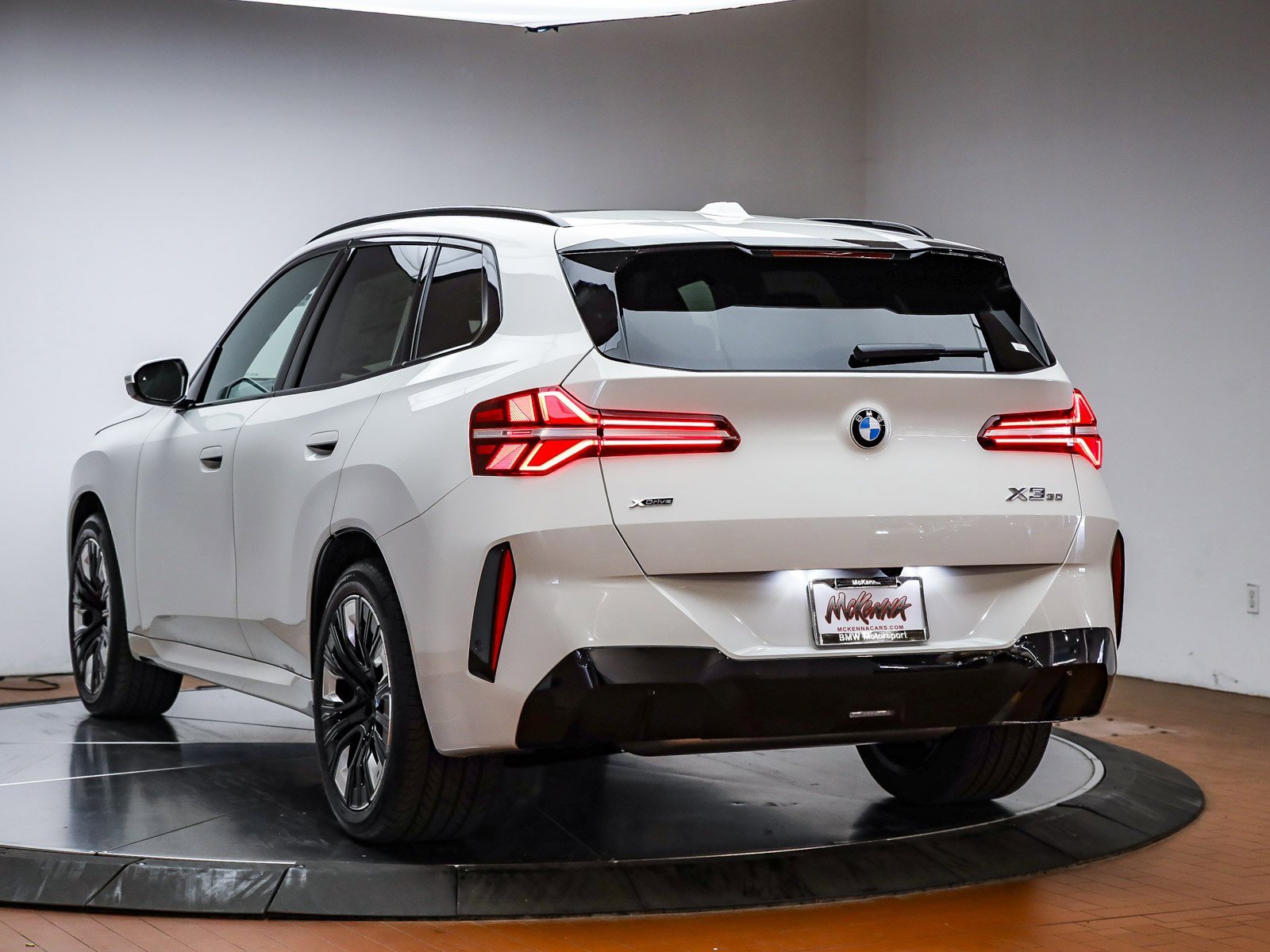 New 2026 BMW X3 xDrive30 w/ Premium Package image 9